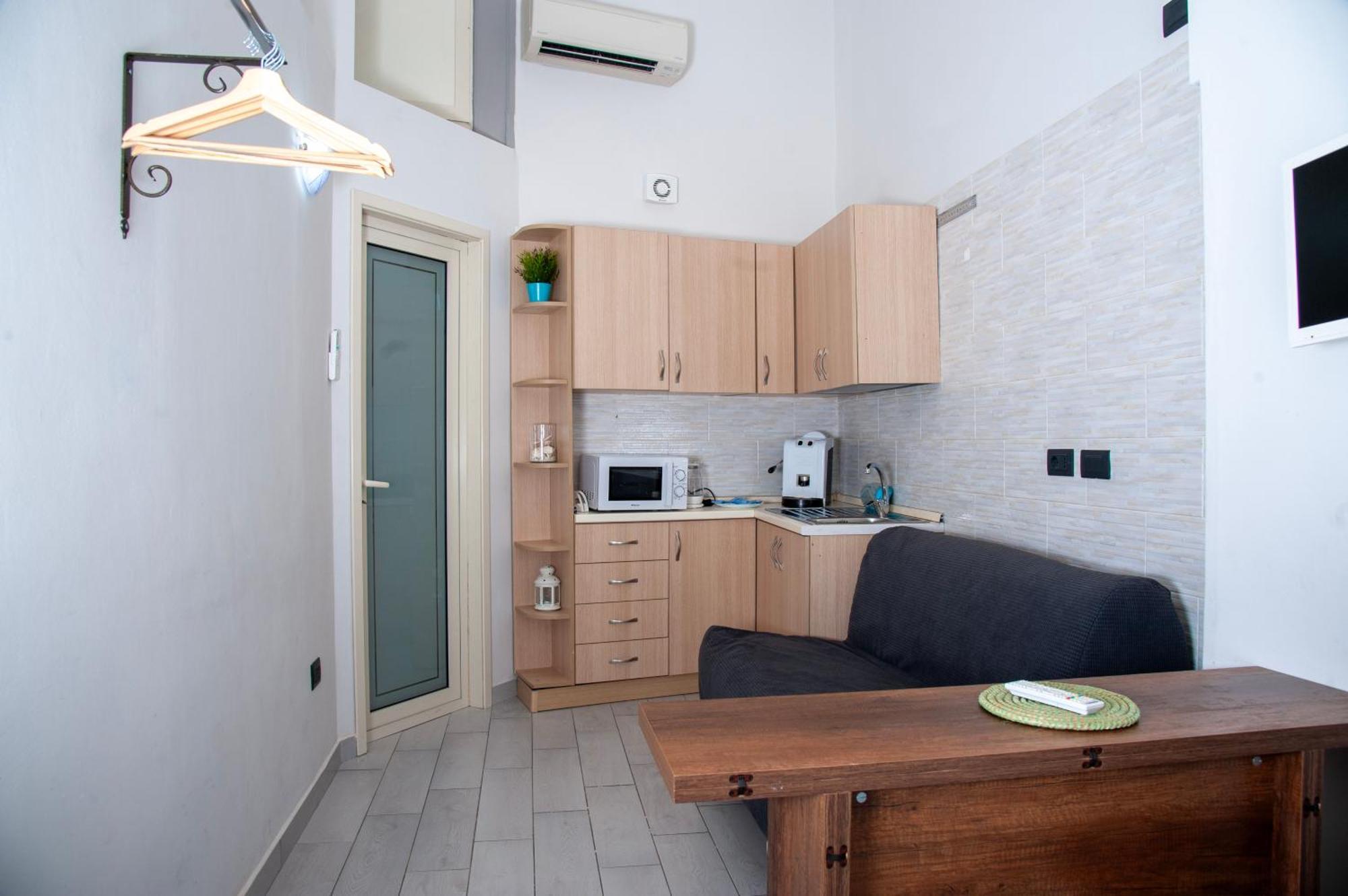 Apartmán Palazzo Carafa Della Spina Neapol Exteriér fotografie