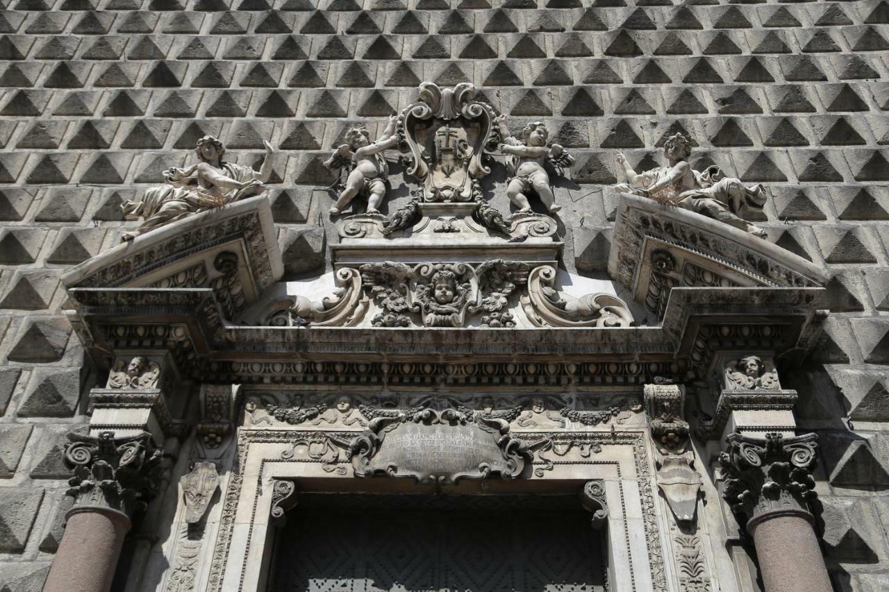 Apartmán Palazzo Carafa Della Spina Neapol Exteriér fotografie
